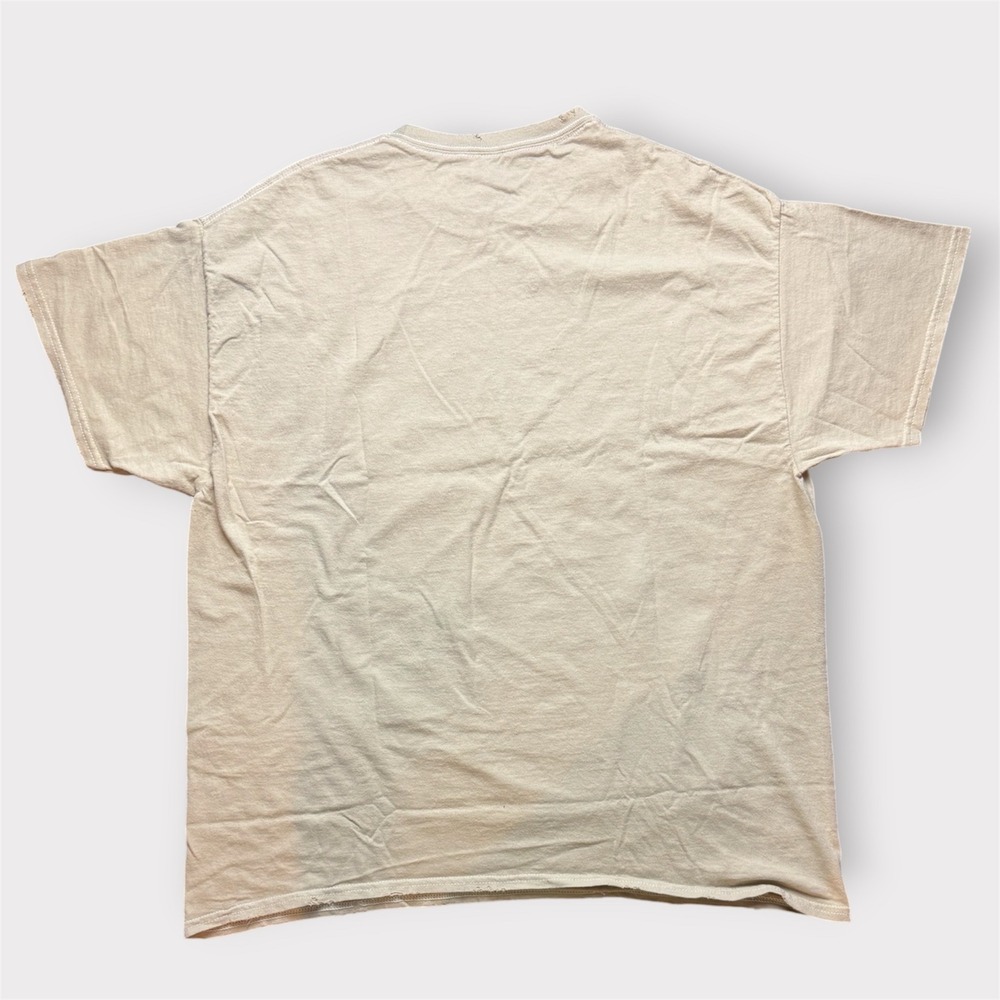 Johnny Cash Graphic T-Shirt Mens L/XL Tan Pink Man In Black Garment Dyed New - Picture 2 of 8